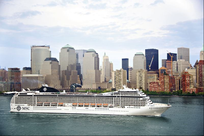 Navio de cruzeiro MSC Poesia da MSC Cruzeiros